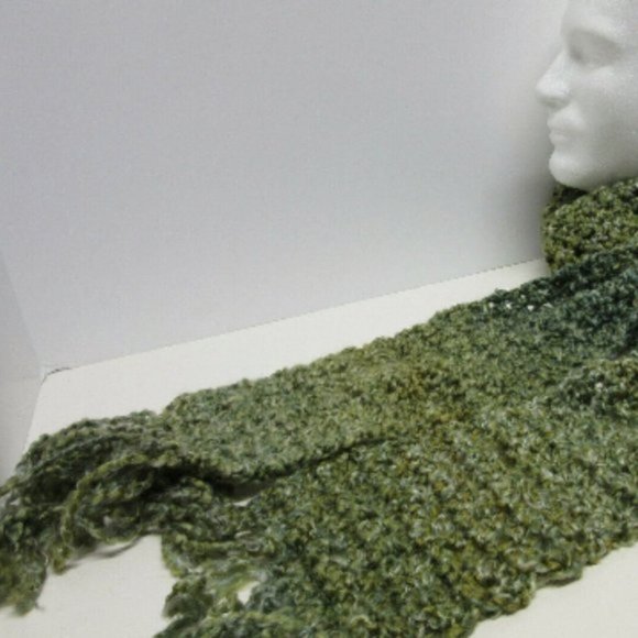 Green Scarf Extra Long 104x5 Handmade Crochet Knit Men Women Christmas Muffler - Picture 6 of 6